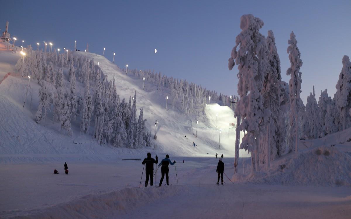 户外滑雪运动图片2