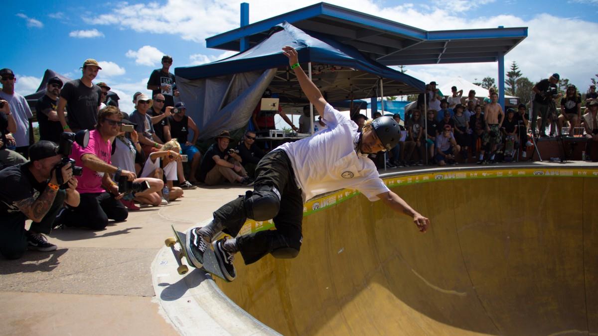 滑板极限运动图片