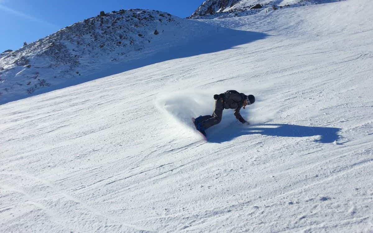 户外滑雪运动图片2