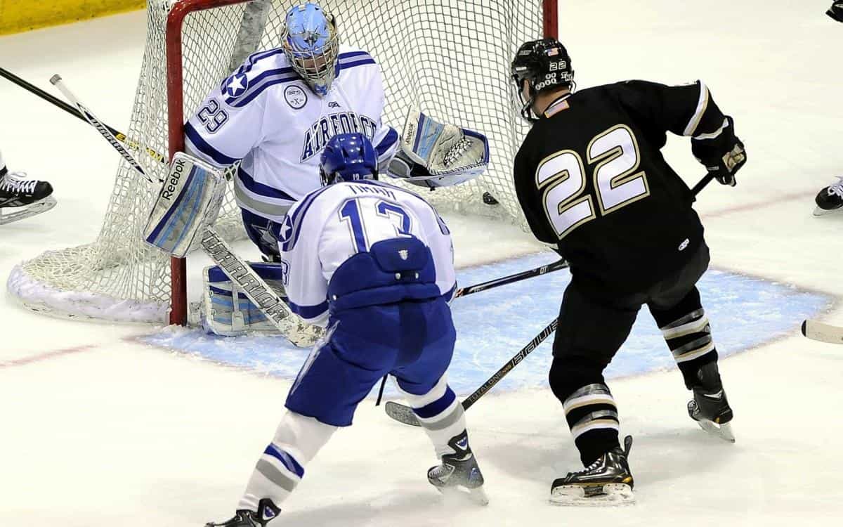 冰上曲棍球比赛高清图片