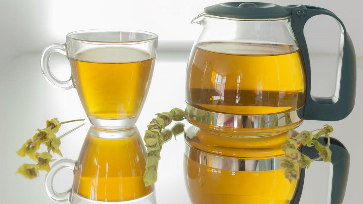 香味浓郁的花茶图片