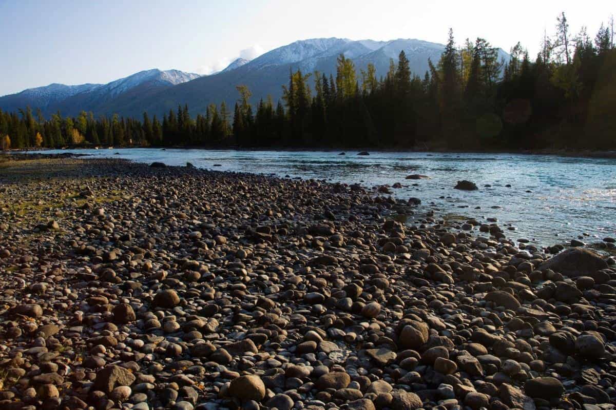 美丽的阿勒泰喀纳斯湖图片