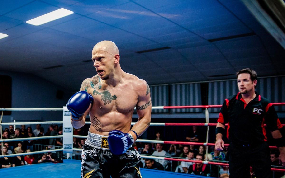 拳击比赛格斗图片