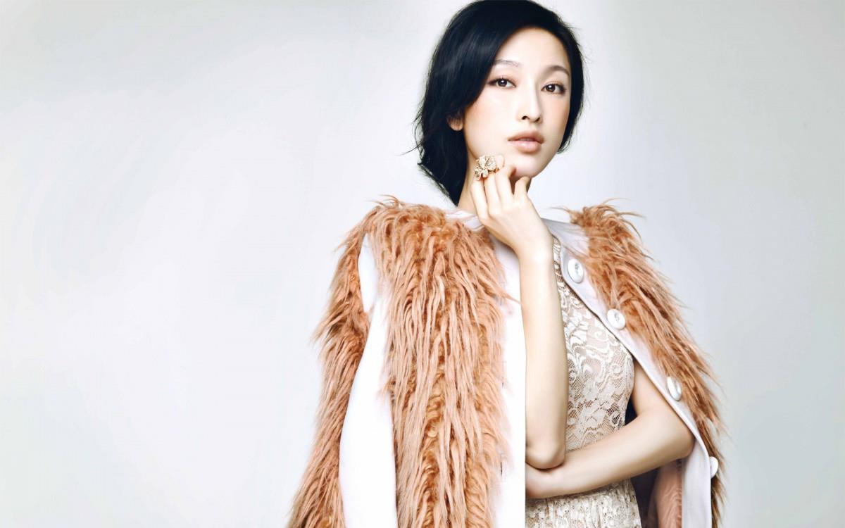 张俪美女高清图片