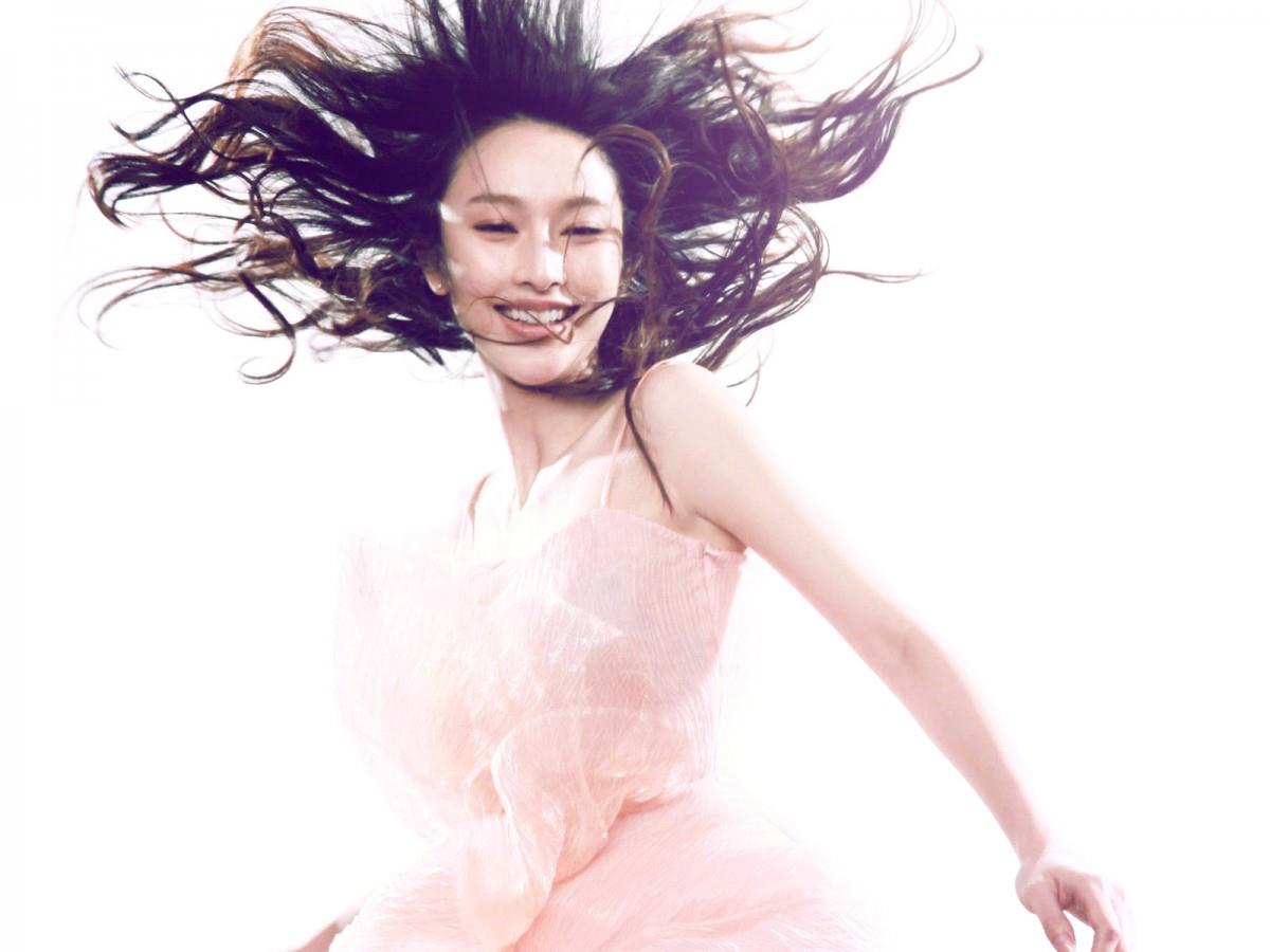 张俪美女高清图片