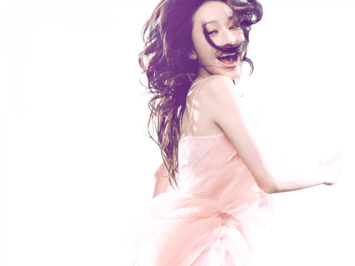 张俪美女高清图片