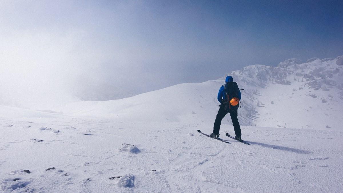 刺激的滑雪运动图片
