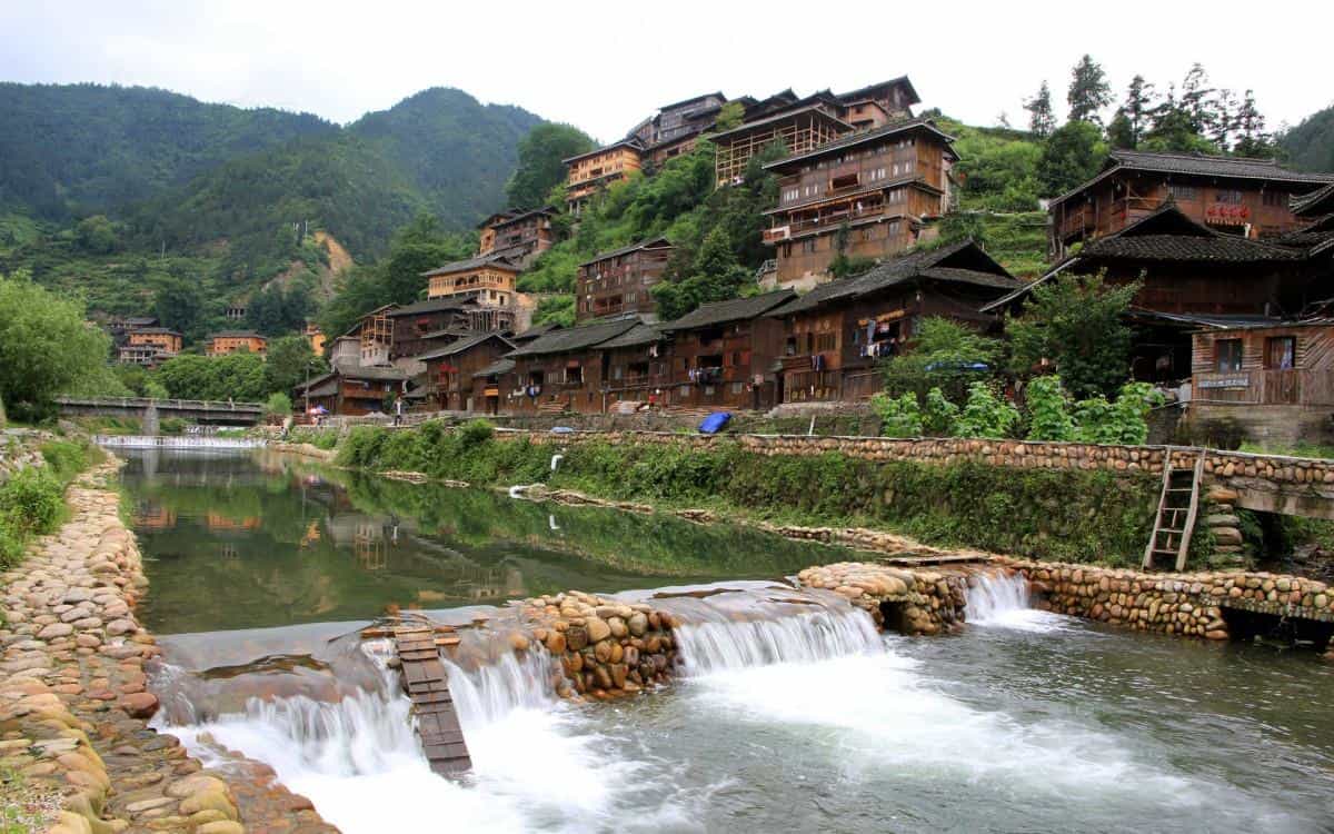 西江千户苗寨风光图片