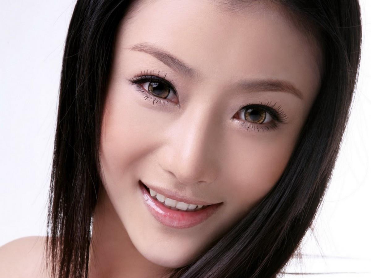 何雨檬美丽女孩图片