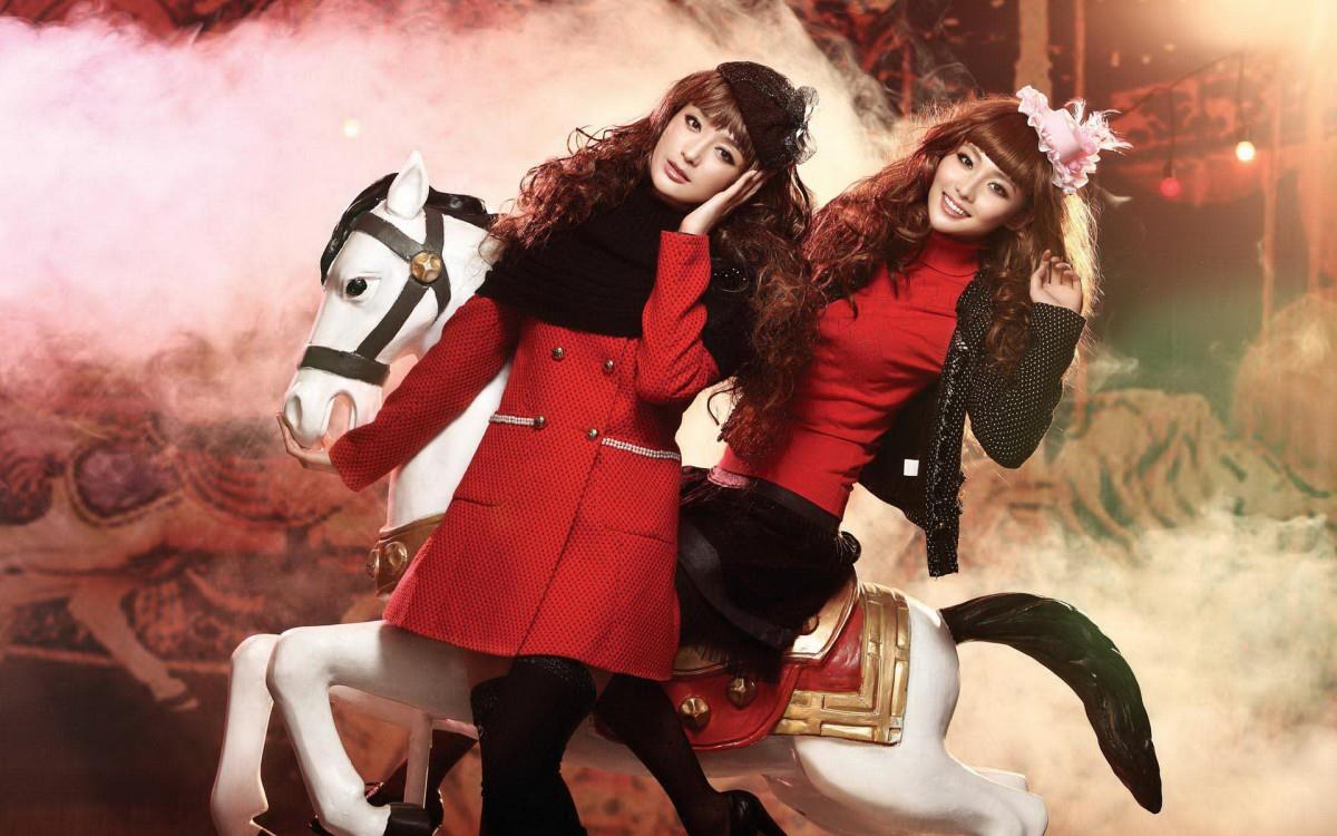 各色各样的美女图片