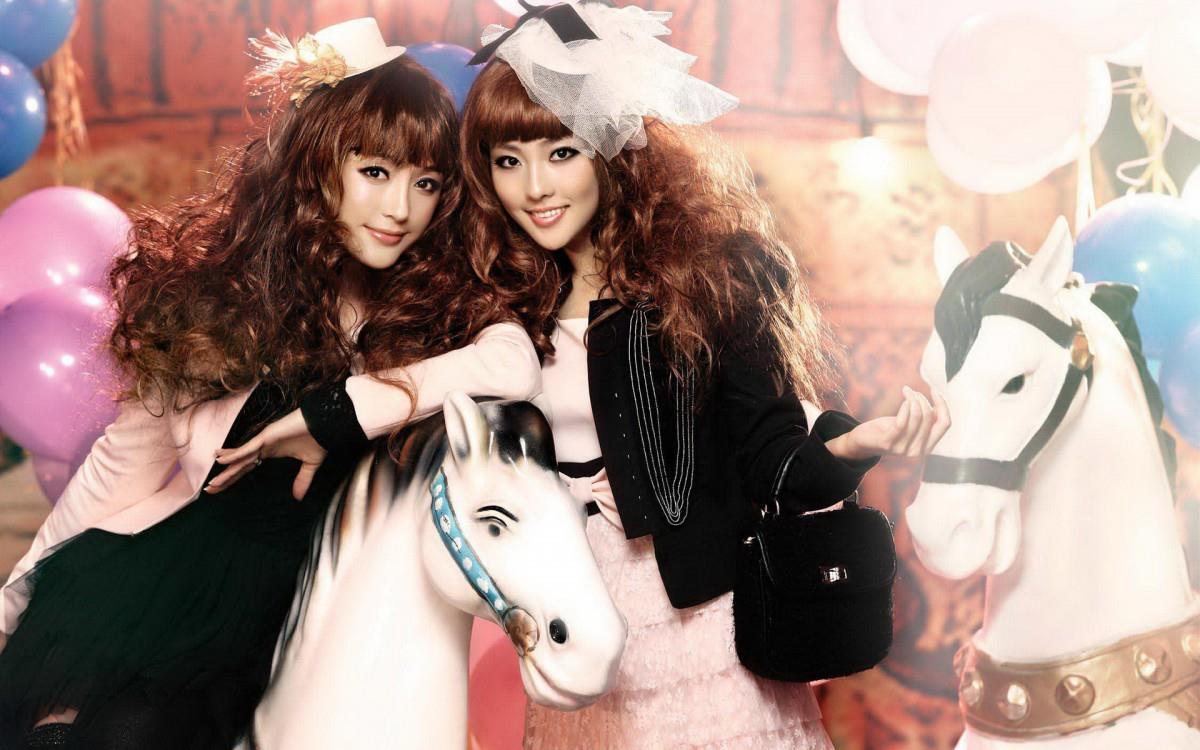 各色各样的美女图片