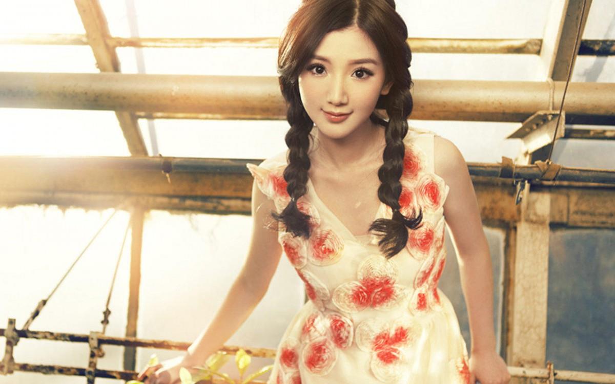 毛晓彤唯美图片