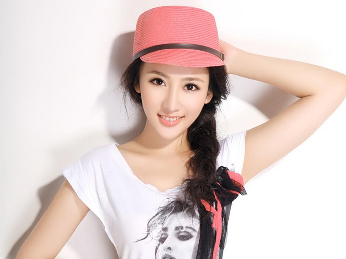 美女田子琳图片