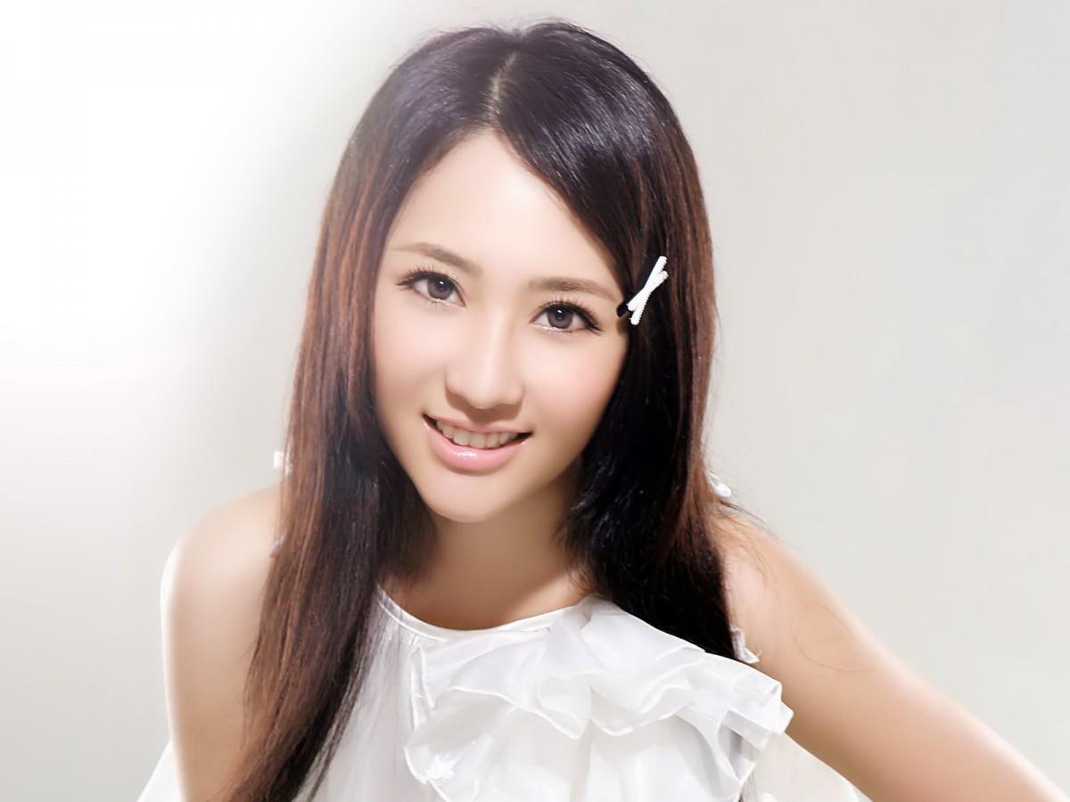 美女田子琳图片