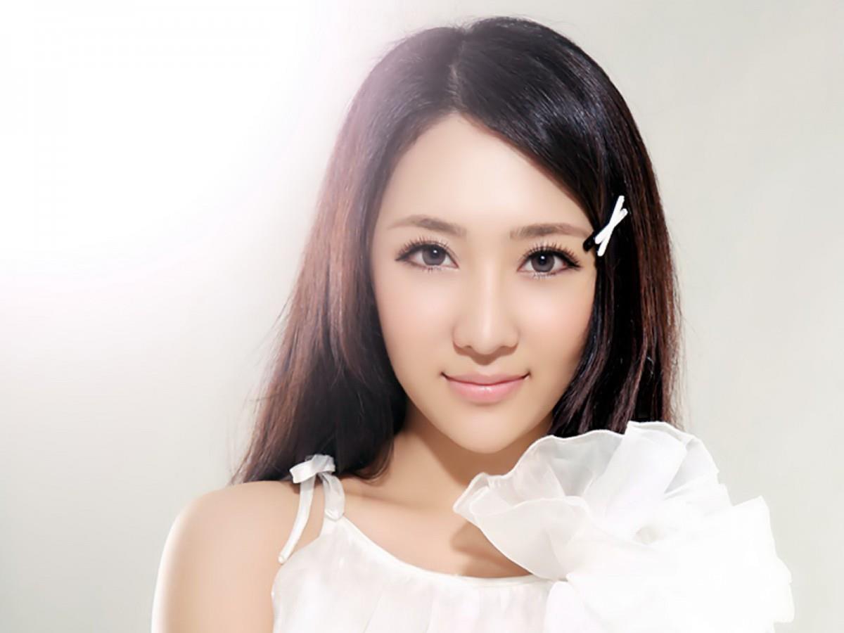 美女田子琳图片