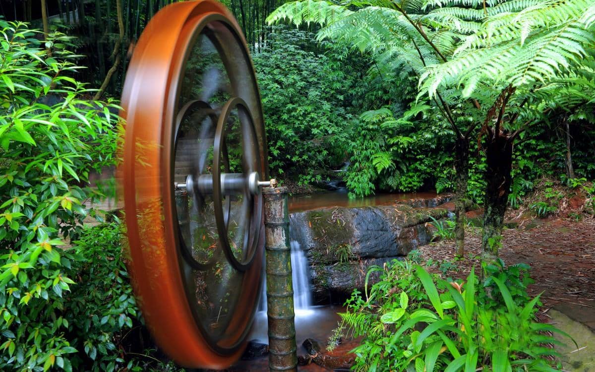 美丽的溪泉瀑布图片