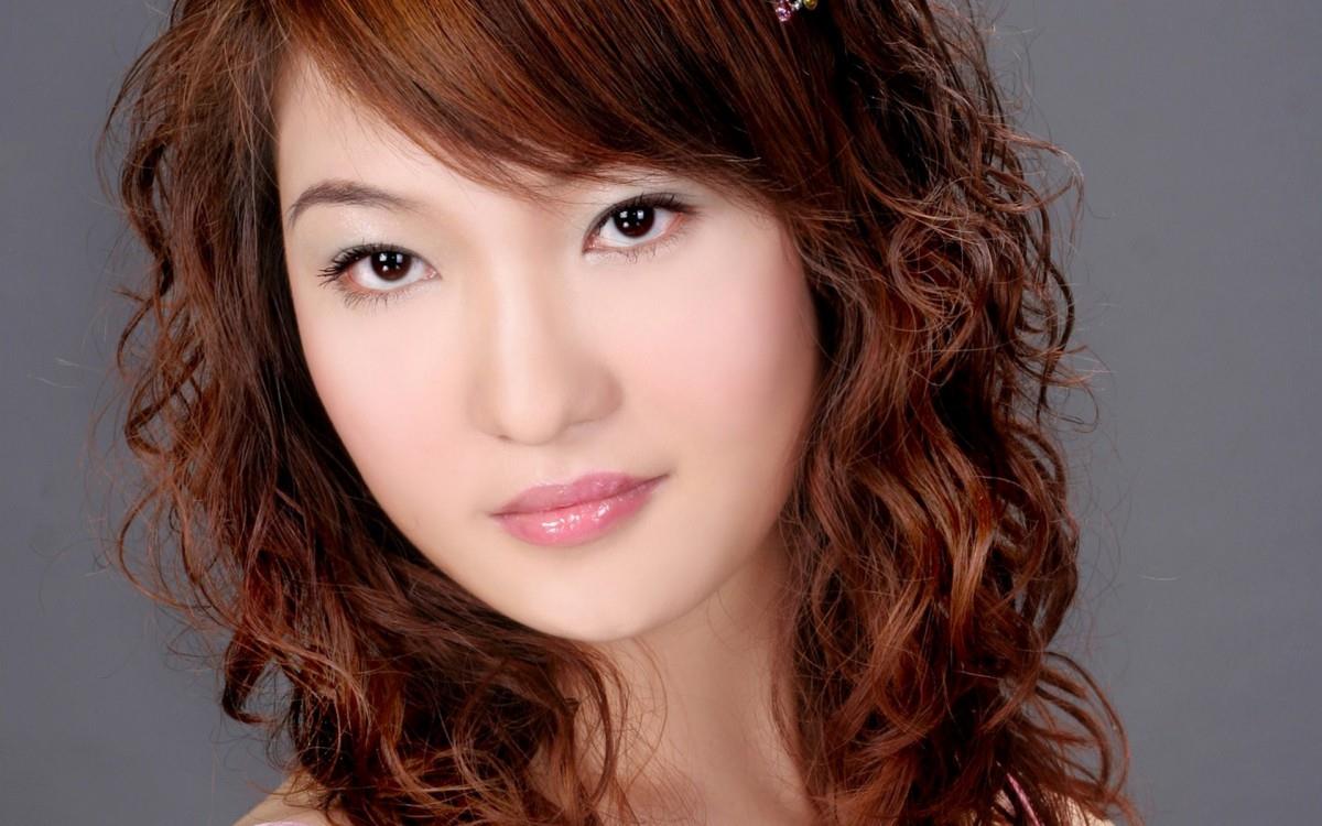 时尚美女美发造型图片