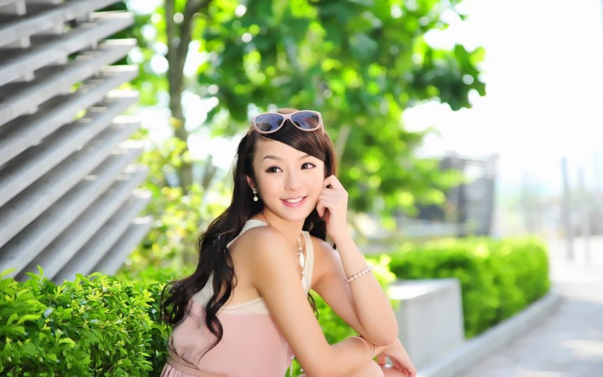 清纯如水的美女黄诗思图片