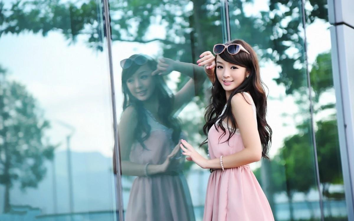 清纯如水的美女黄诗思图片