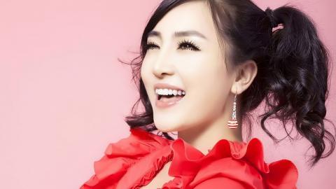 美女夏馨雨图片