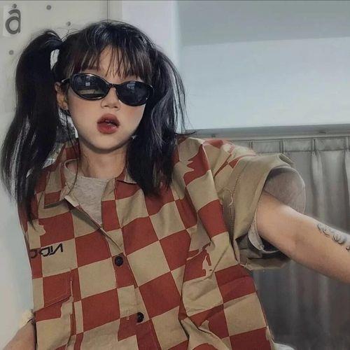 很拽的女生头像图片真人 特别拽的女生头像图片 20张