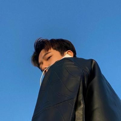 蓝光1080p头像男人物 蓝光1080p头像动漫人物 20张