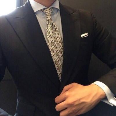 欧美西装男头像 欧美西装男头像图片大全 20张