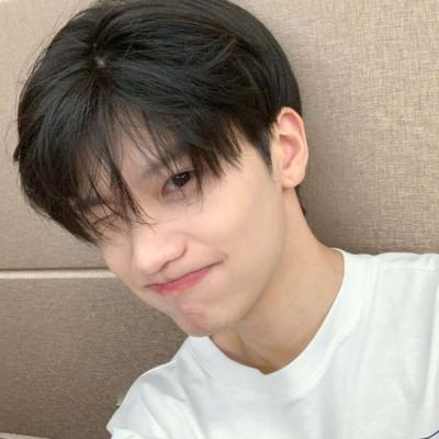 霸气帅哥头像男人专用 男生的照片霸气帅气 20张