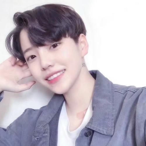 高清笑得灿烂的男生头像 笑的特别灿烂的男生高清头像 16张