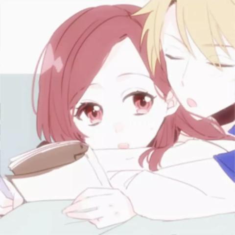 红太狼图片情侣头像 红太狼情侣头像一人一张 20张