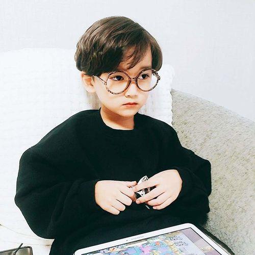 头像男小孩可爱头像 头像男孩子小孩帅图片 20张