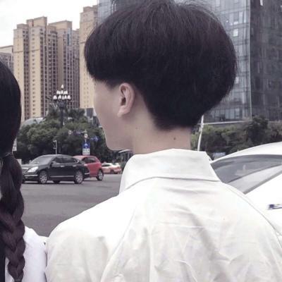 真人版头像情侣 真人版头像情侣图片一男一女 20张