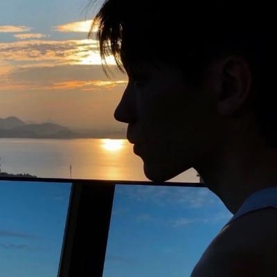 帅气微信男生头像图片真人 帅气的男生微信头像图片 15张